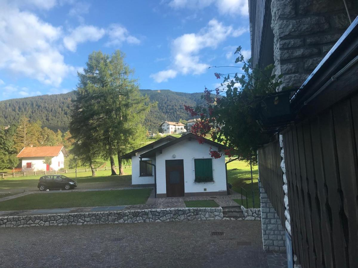 Casa Santa Maria Folgaria Exterior foto